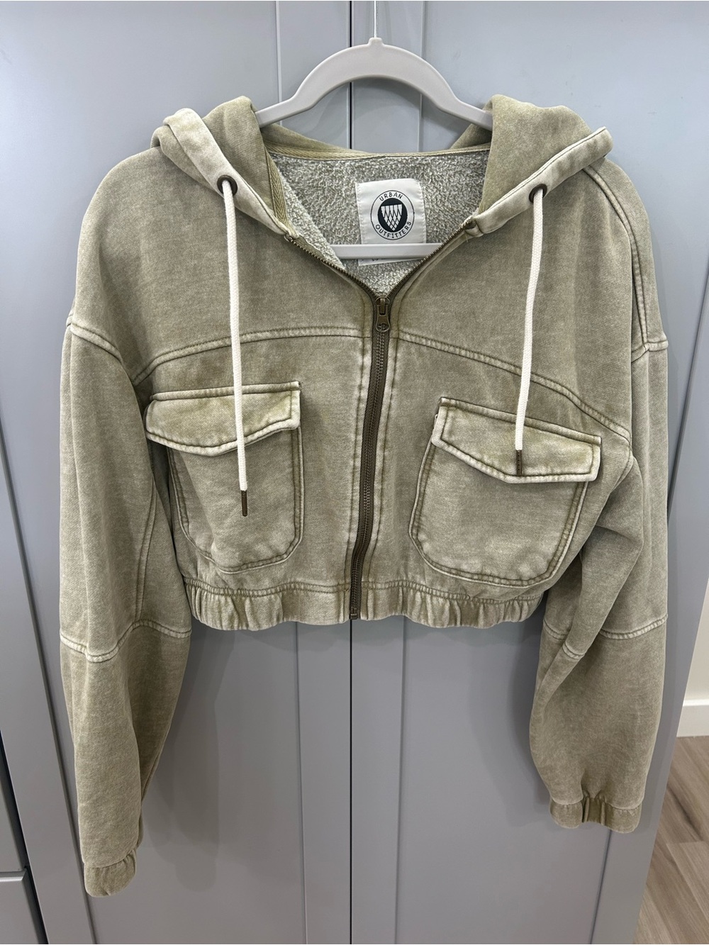 Urban Outfitters Olive Green Cropped Utility Zip-Up Hoodie Jacket Small